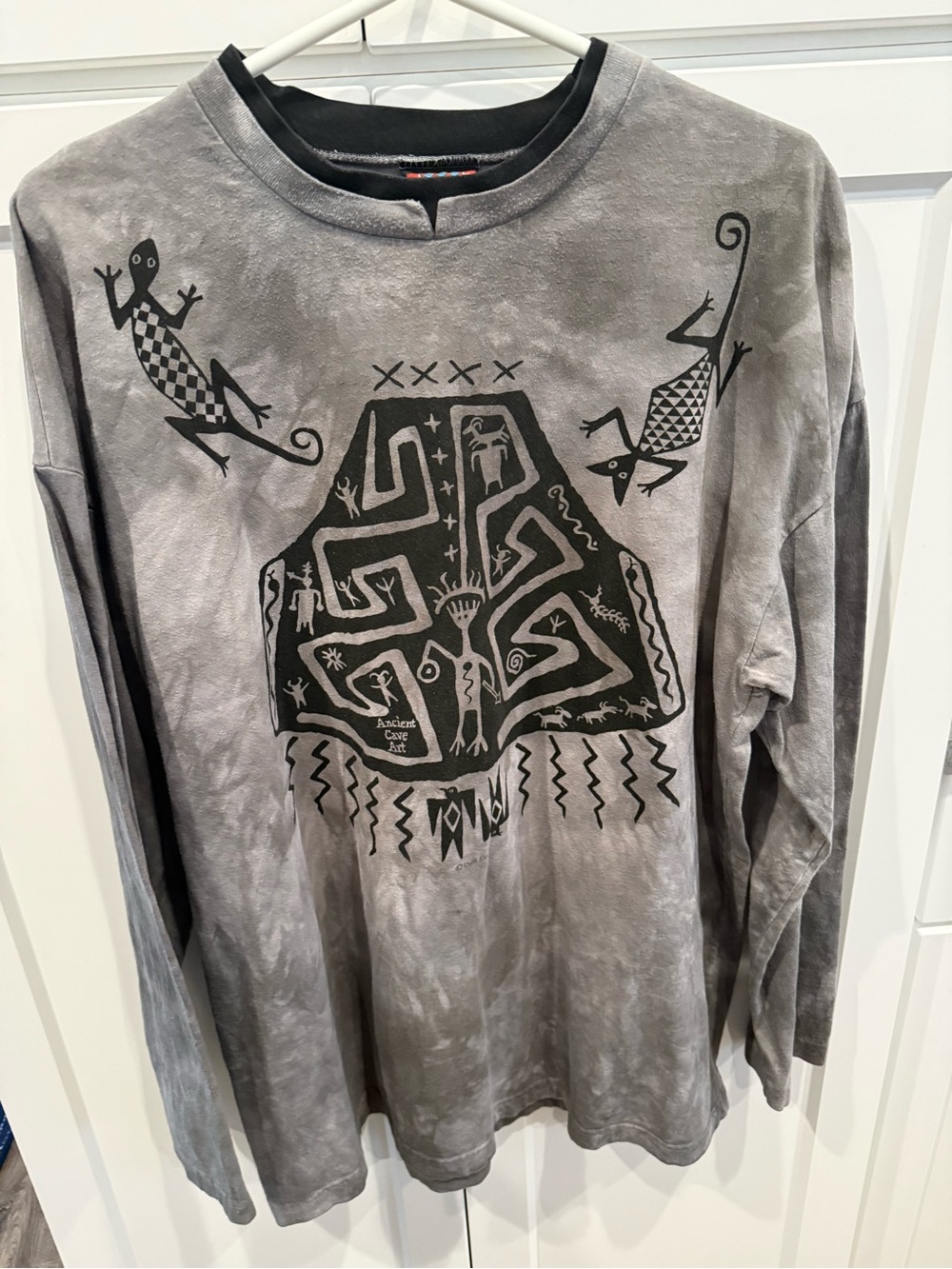 Men's Gray Graphic Long-Sleeve Shirt with Black Tribal Print